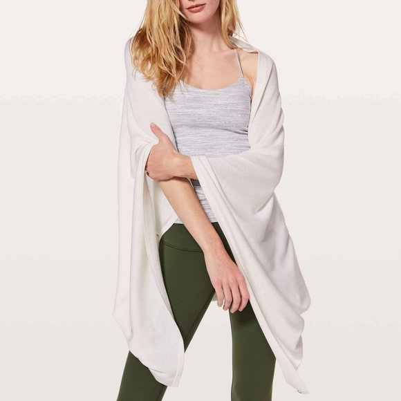 lululemon athletica Accessories - Lululemon Rejuvenate Wrap Transformational HW9466
